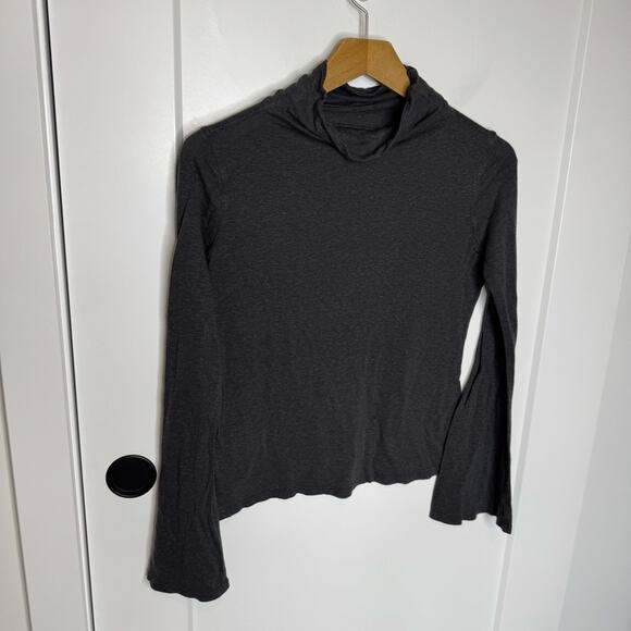 Lululemon Day to Light Long Sleeve Top Graphite Grey Modal Lightweight Stretch 6 - Picture 2 of 5